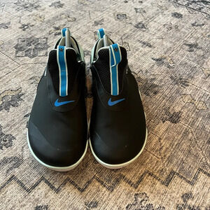 Nike women’s Air Zoom Pulse medical shoe size 9.5